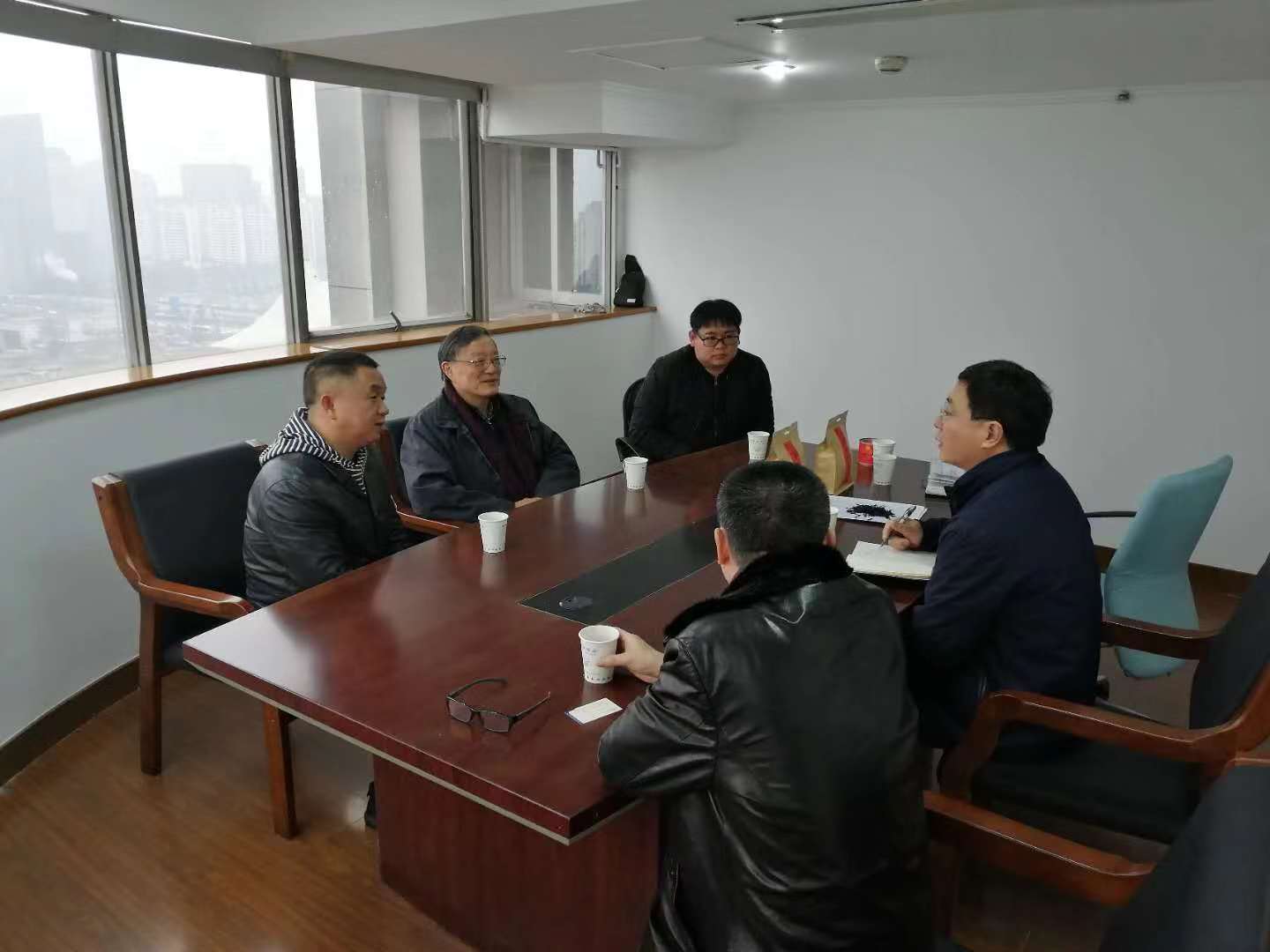 登录入口与遂昌县茶企交流座谈
